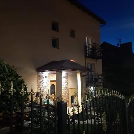 Waldek Privatunterkunft