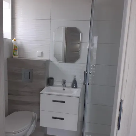 Waldek Privatunterkunft *