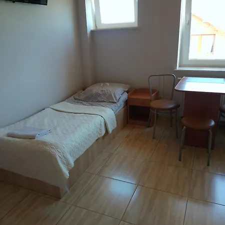 Проживание в семье Waldek