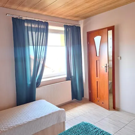 Waldek Privatunterkunft *